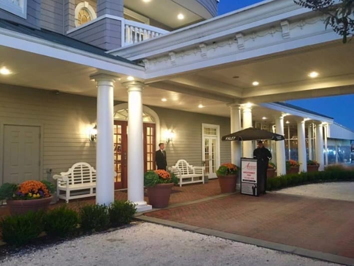 Ameripark Exclusive Valet Standard Podium