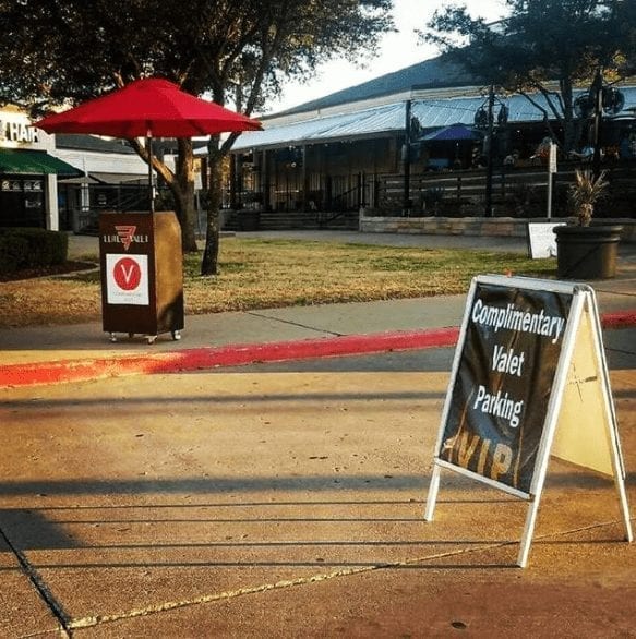 Elite Valet Standard Podium