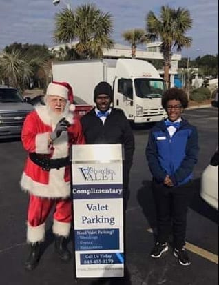Shoreline Valet Compact Podium with Santa
